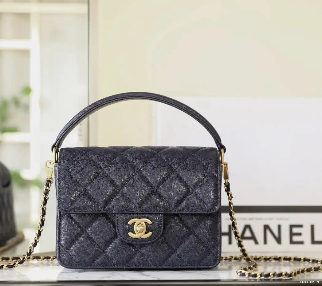 Firstbag Ru FLAP WITH MEDIUM BAG HANDLE TOP CHANEL 0610